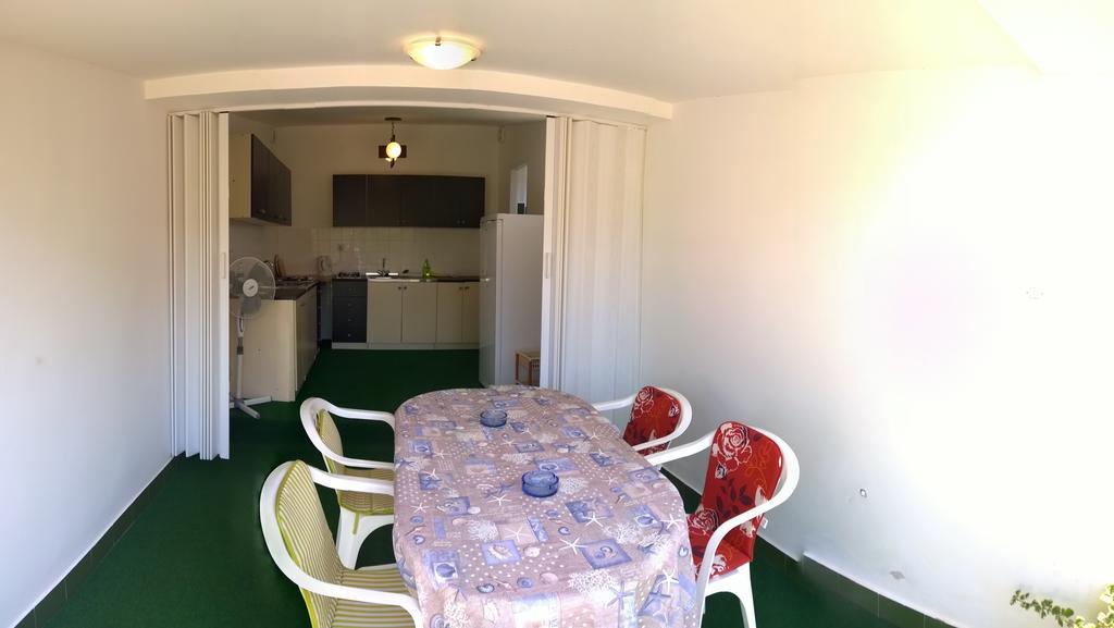 Apartments Free Parking Big Garden بيروغ المظهر الخارجي الصورة